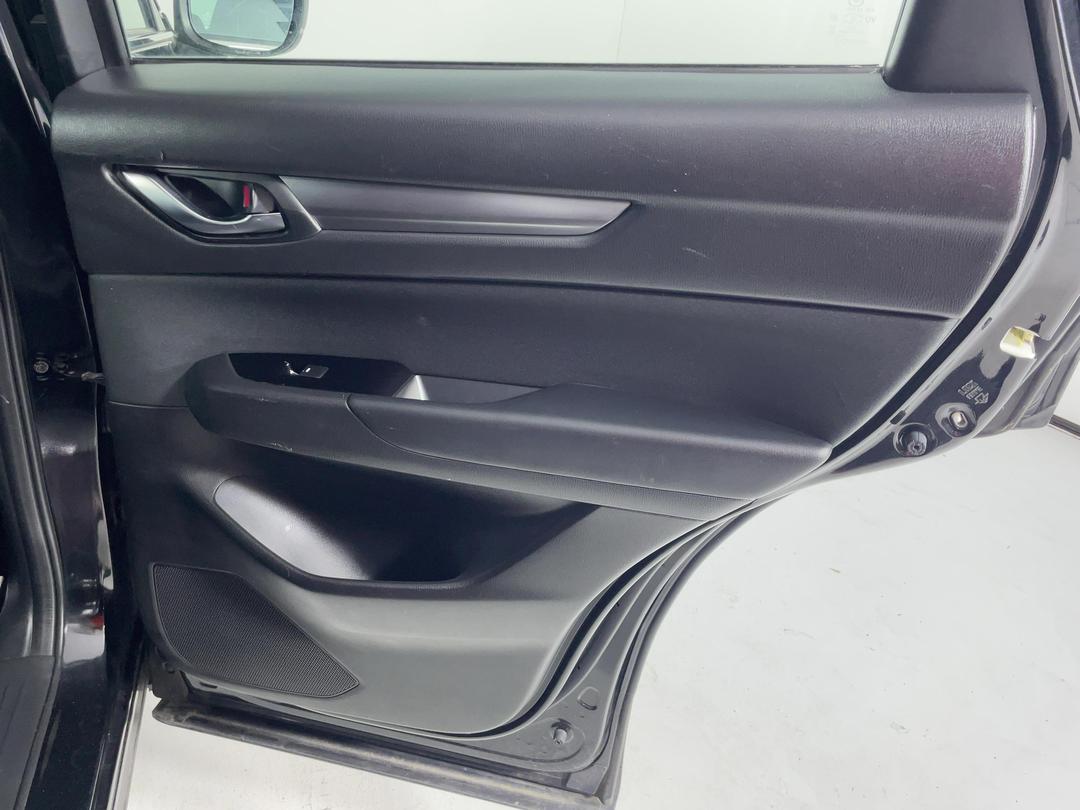 Photo '19' of Mazda CX-5