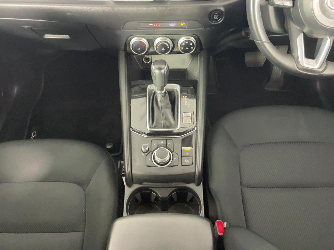 Photo '18' of Mazda CX-5