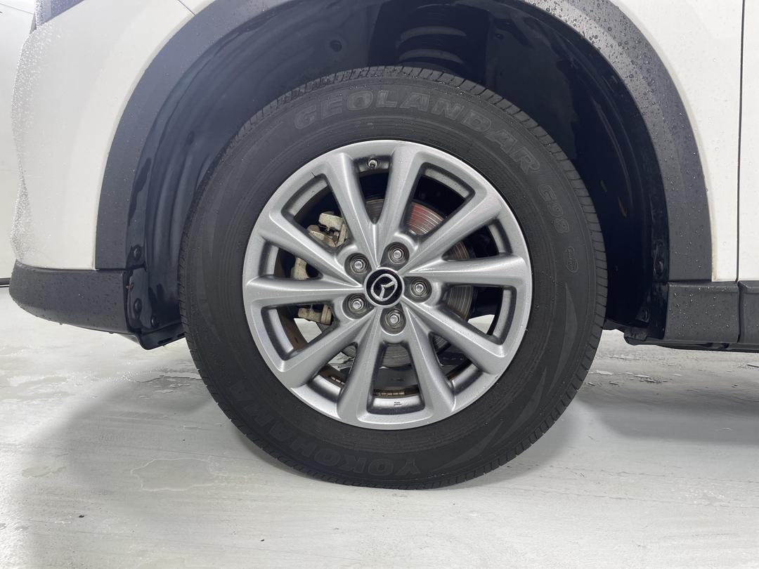 Photo '10' of Mazda CX-5