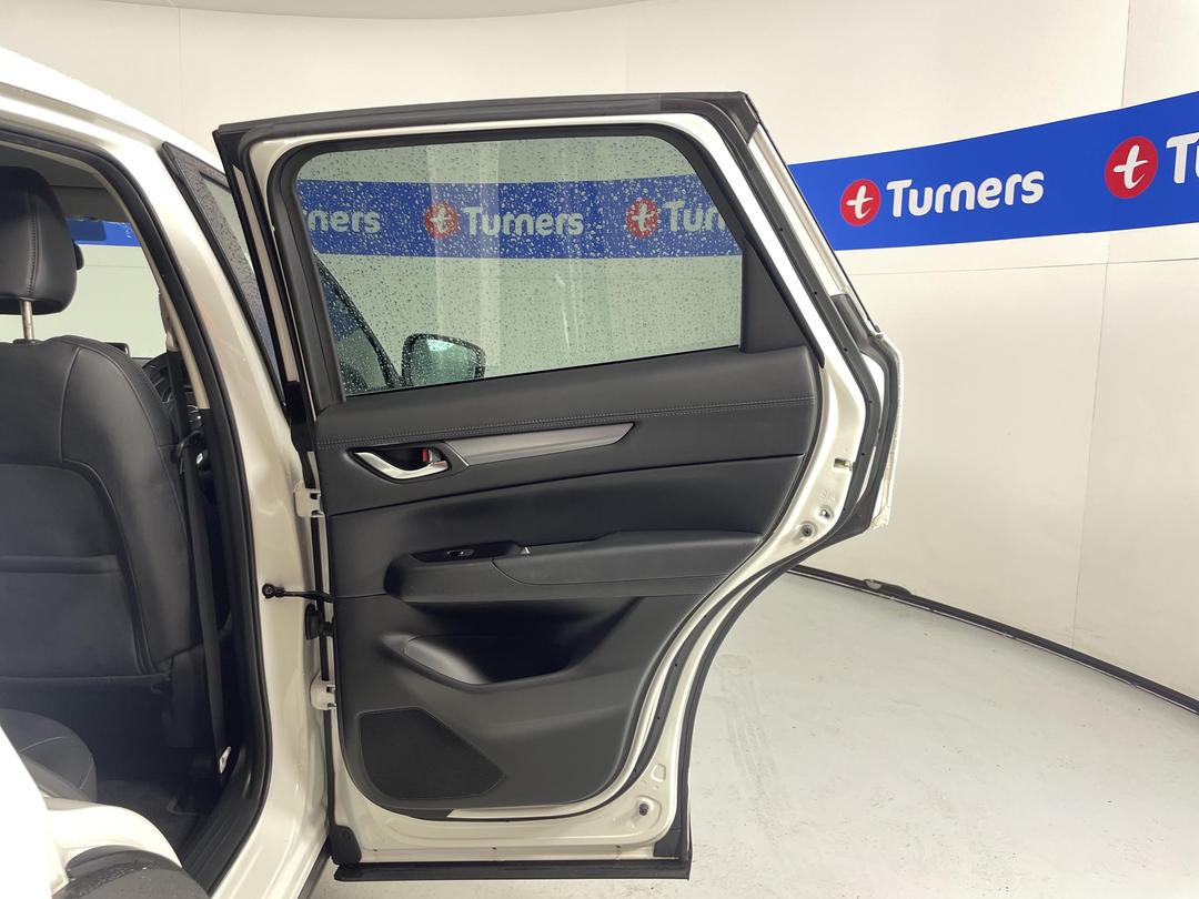 Photo '19' of Mazda CX-5