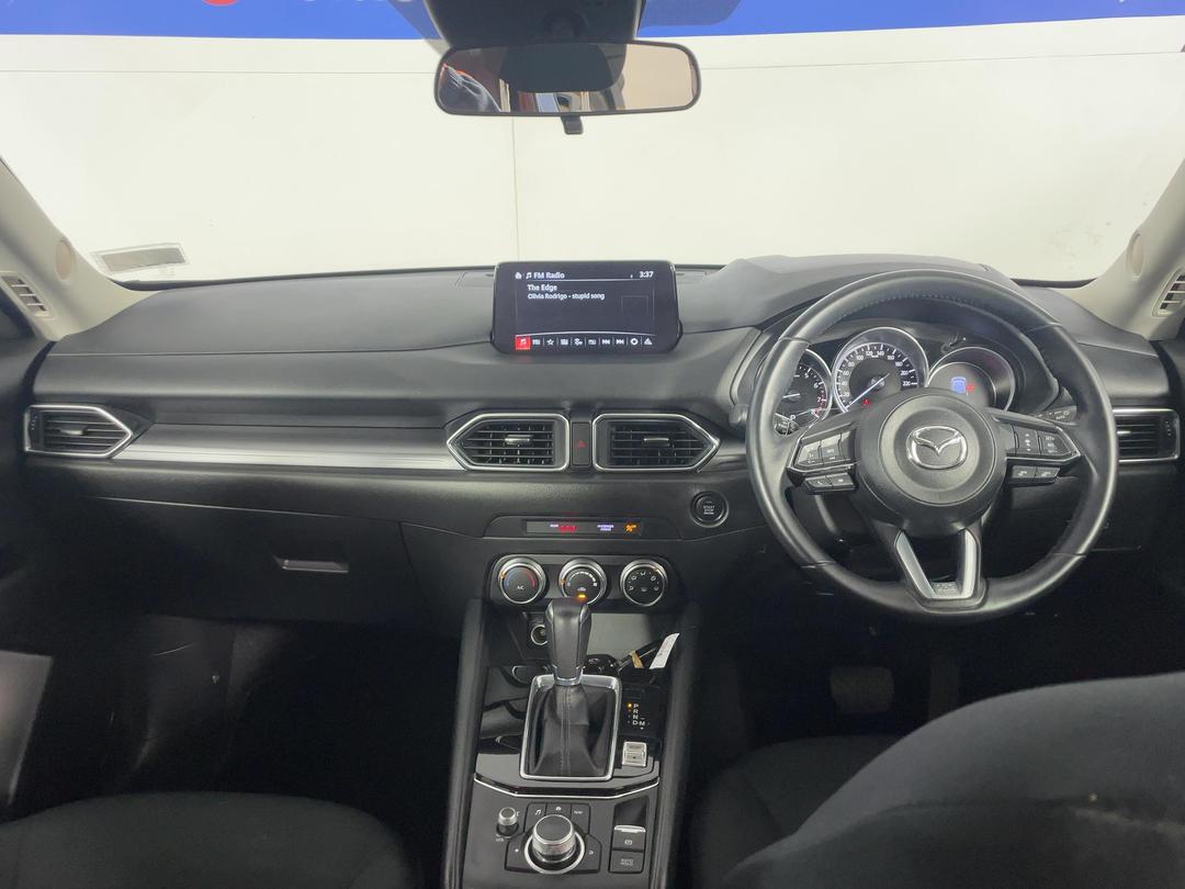Photo '17' of Mazda CX-5