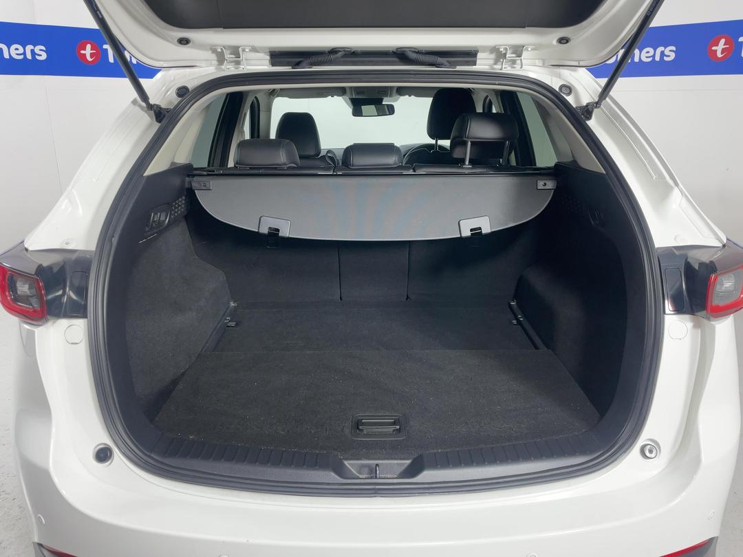 Photo '14' of Mazda CX-5