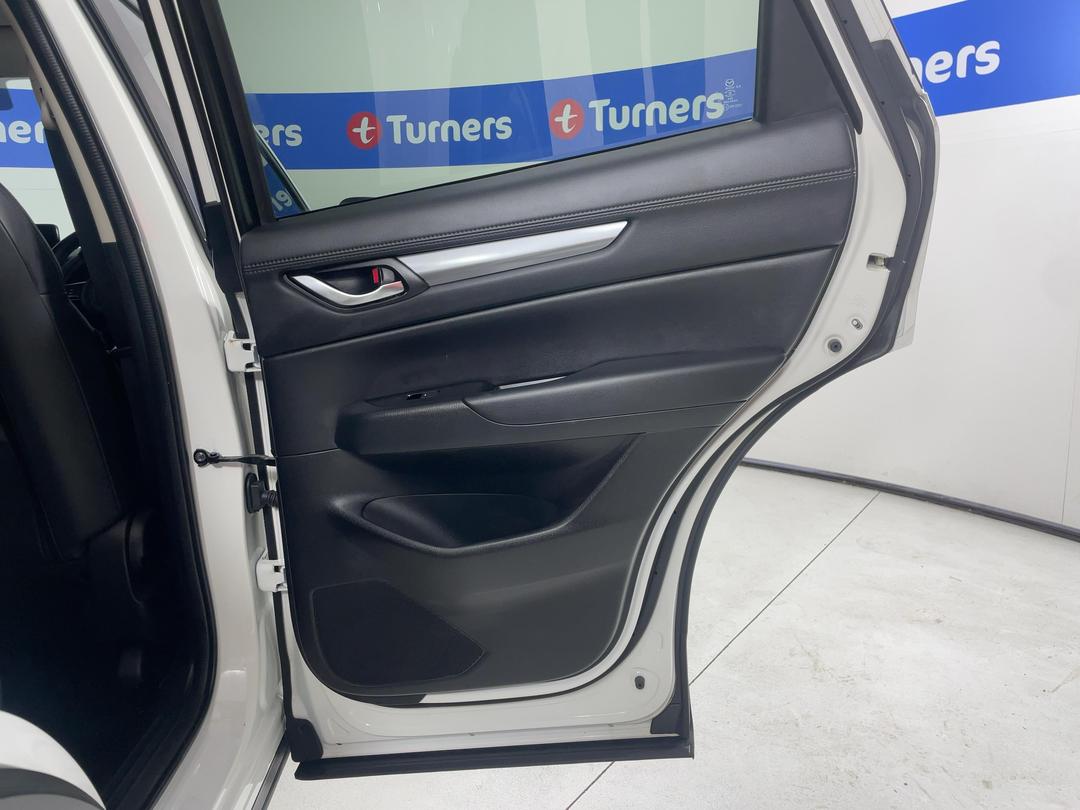 Photo '19' of Mazda CX-5