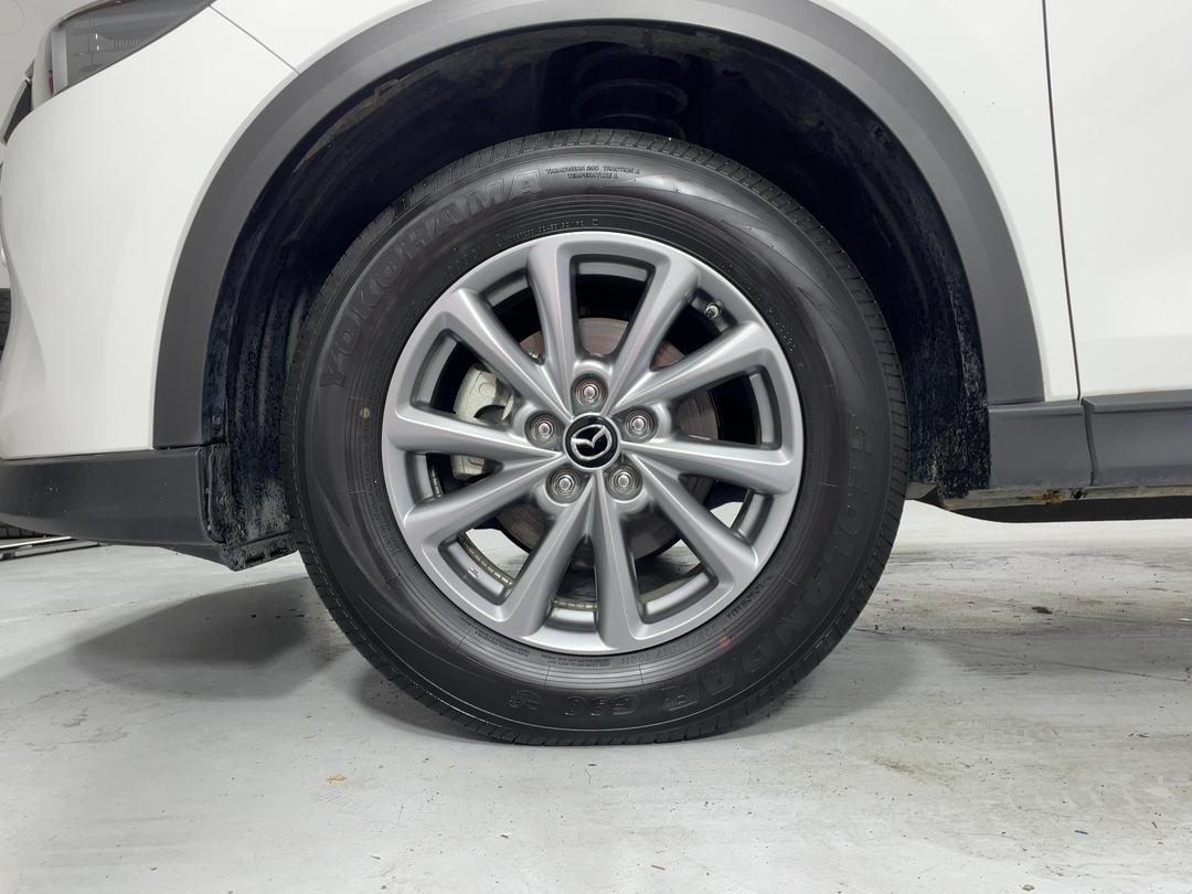 Photo '10' of Mazda CX-5