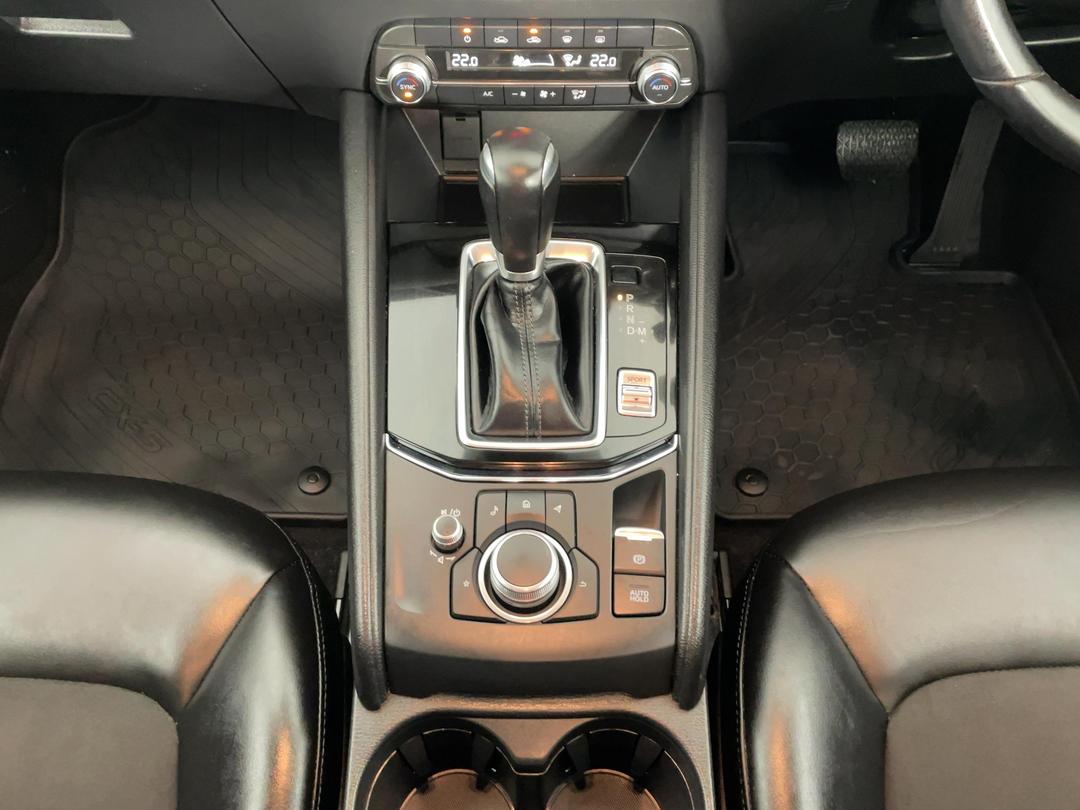 Photo '18' of Mazda CX-5
