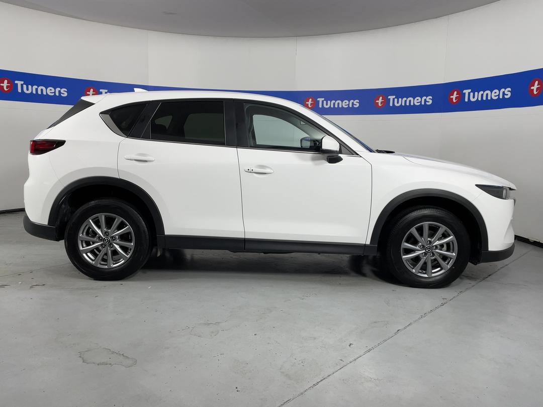 Photo '23' of Mazda CX-5