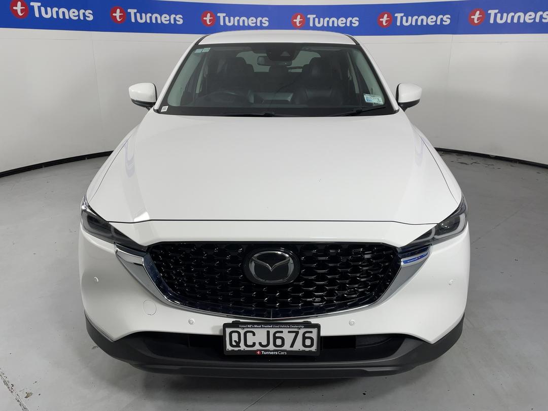 Photo '2' of Mazda CX-5