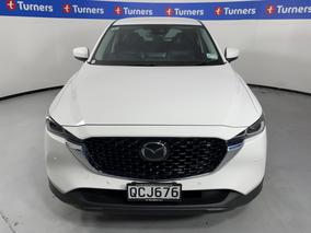 Photo '2' of Mazda CX-5