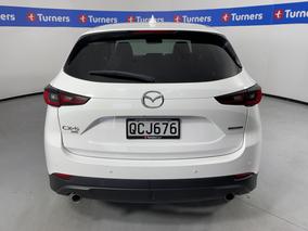 Photo '6' of Mazda CX-5