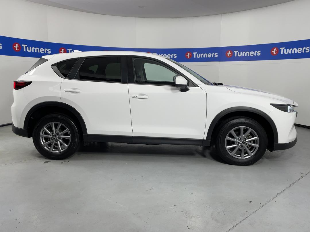 Photo '23' of Mazda CX-5