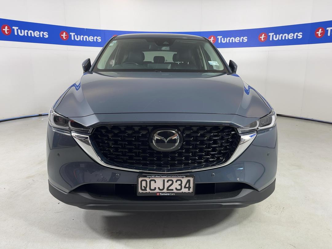 Photo '2' of Mazda CX-5