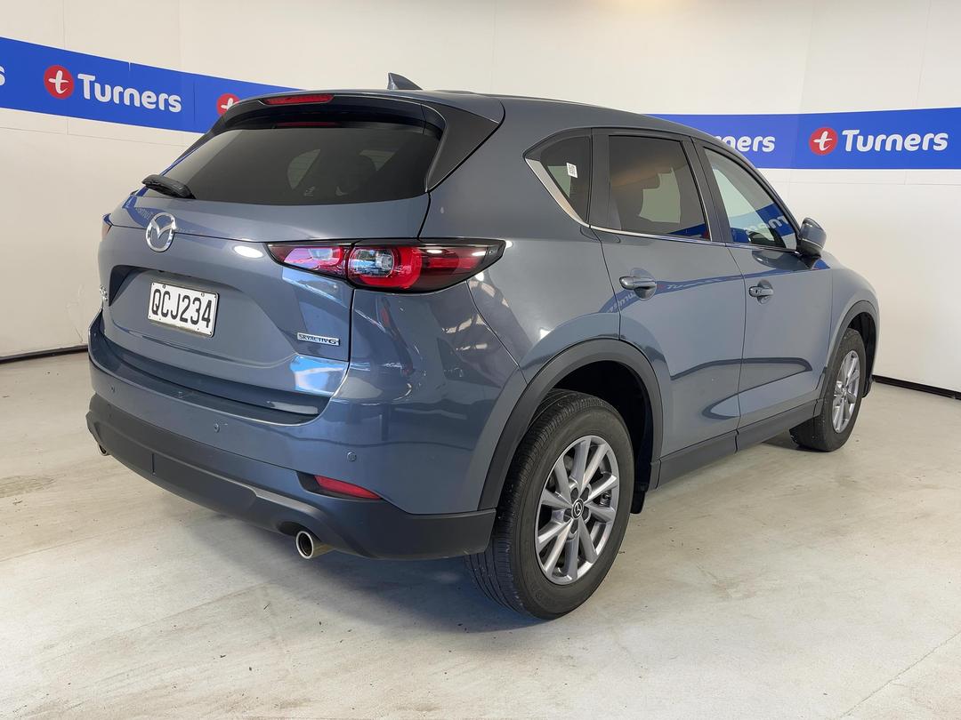 Photo '7' of Mazda CX-5