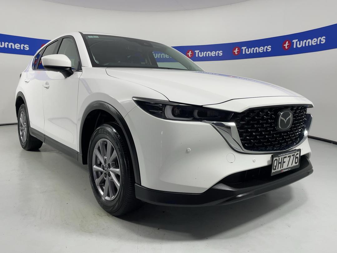 Photo '1' of Mazda CX-5