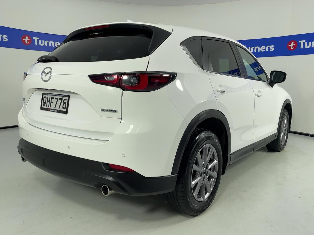 Photo '7' of Mazda CX-5