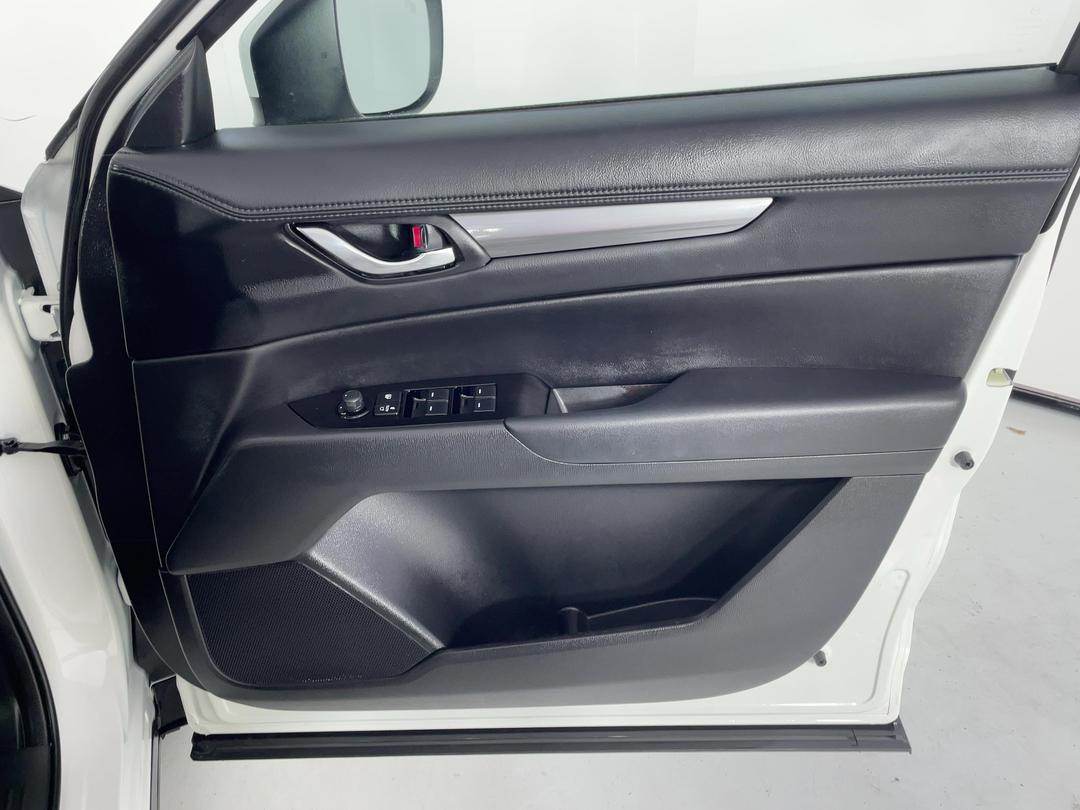 Photo '15' of Mazda CX-5