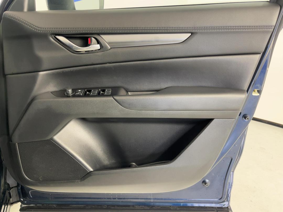 Photo '15' of Mazda CX-5