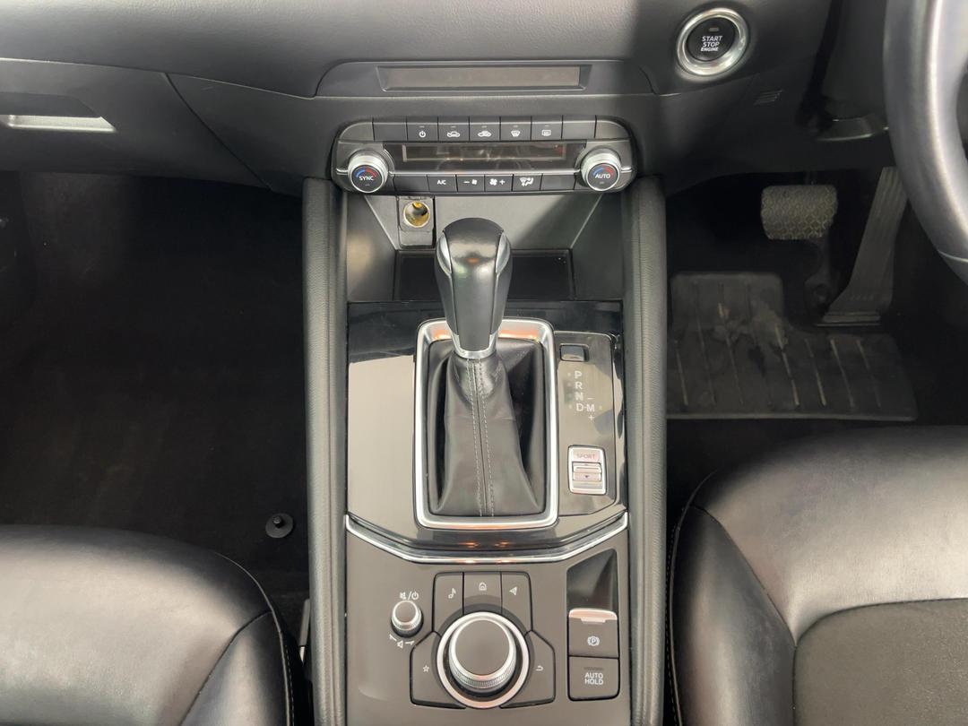 Photo '18' of Mazda CX-5