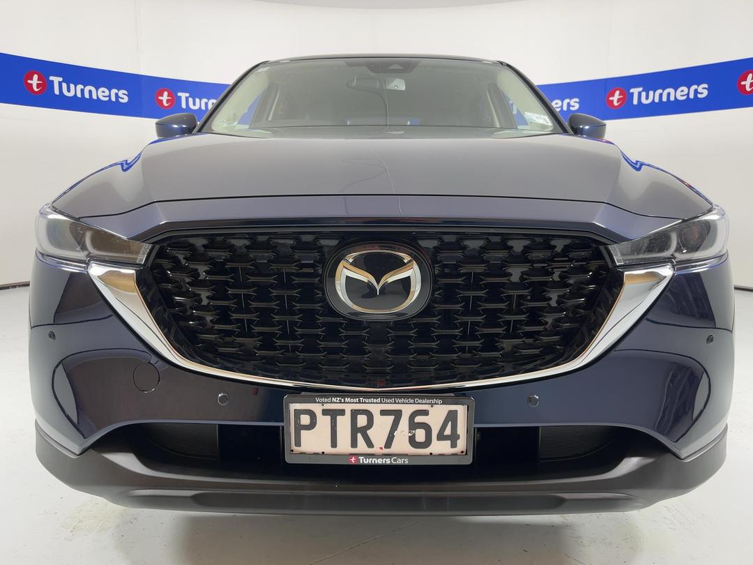 Photo '2' of Mazda CX-5