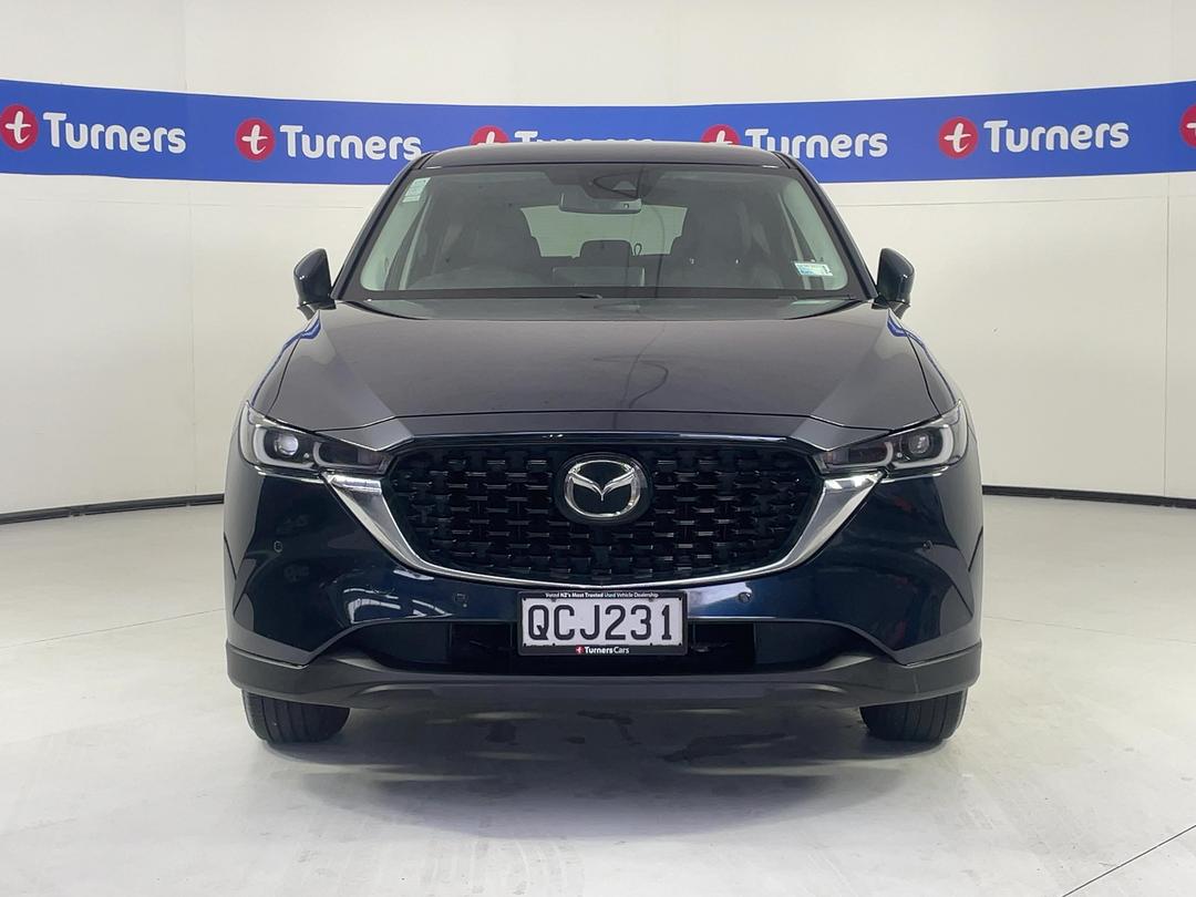 Photo '2' of Mazda CX-5