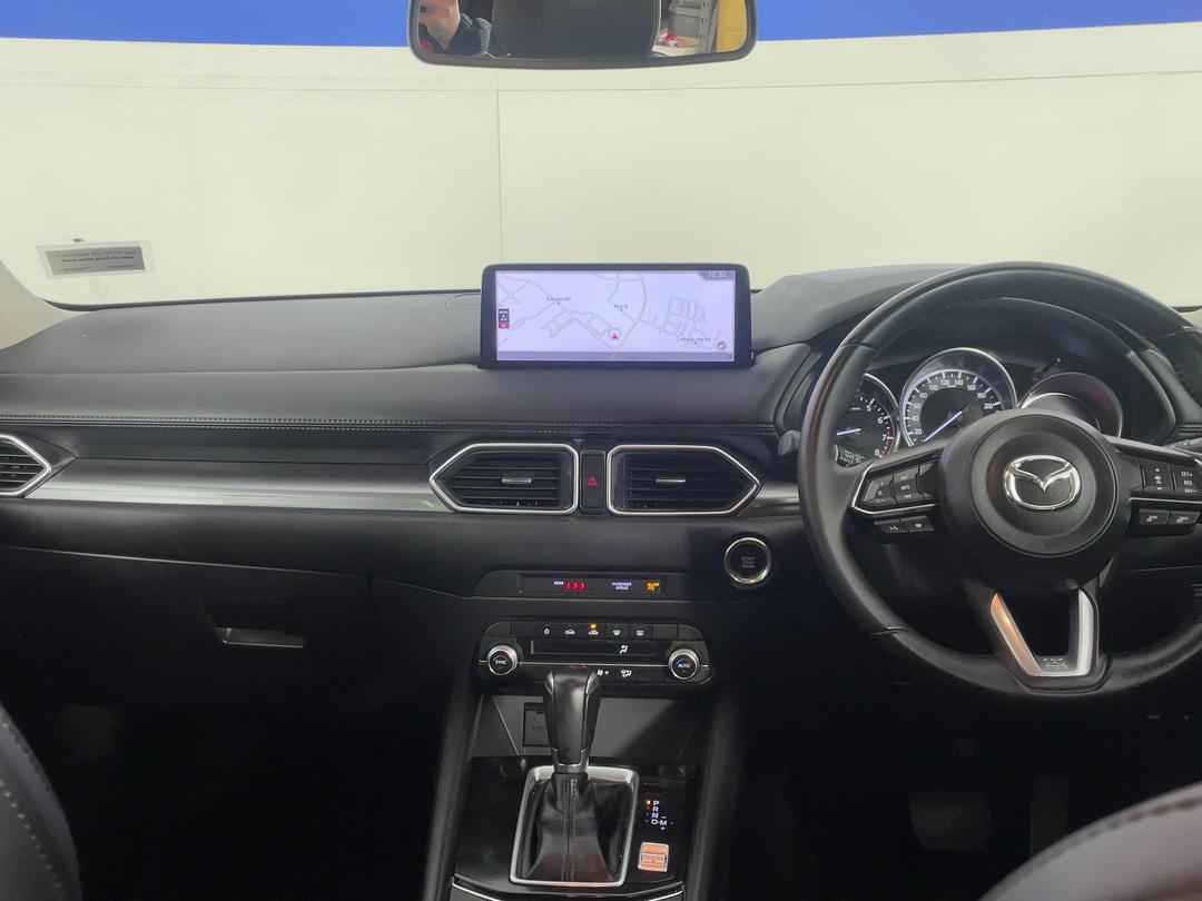 Photo '17' of Mazda CX-5
