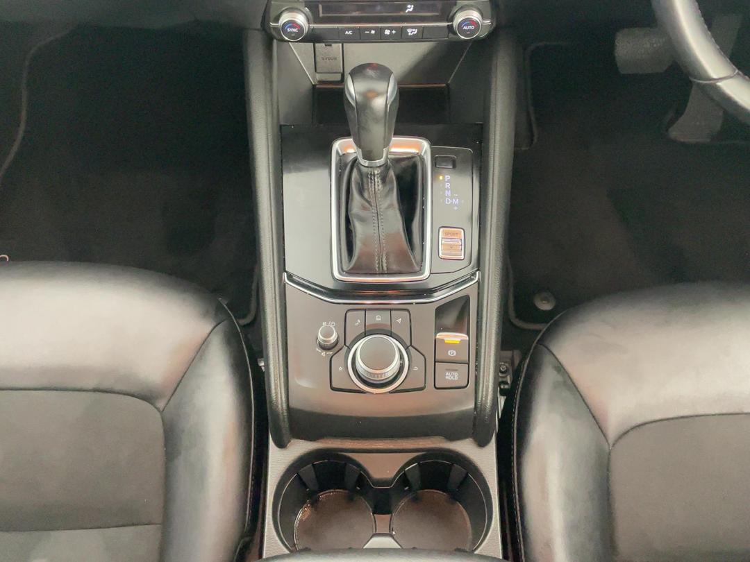 Photo '18' of Mazda CX-5