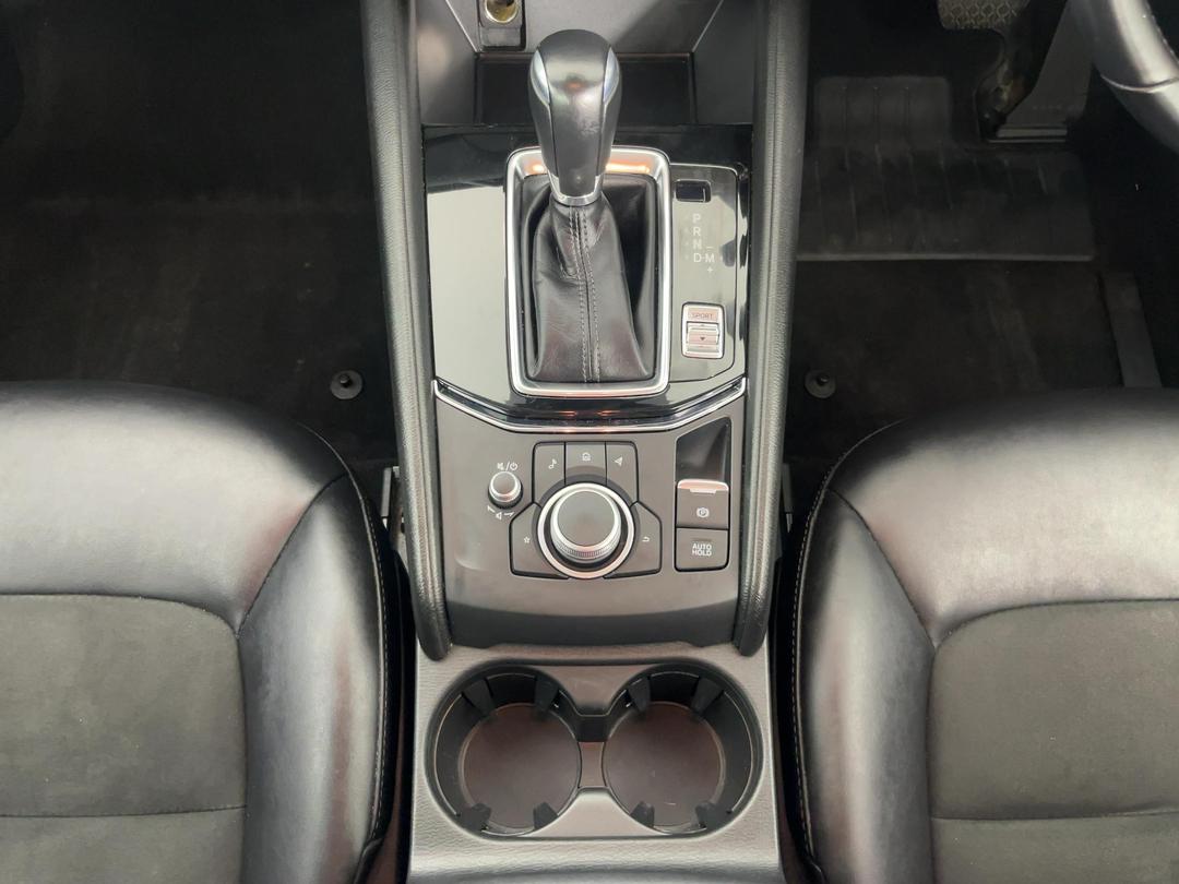 Photo '18' of Mazda CX-5