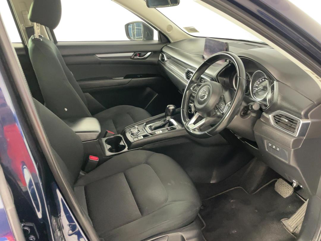 Photo '16' of Mazda CX-5