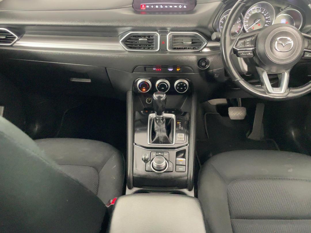 Photo '18' of Mazda CX-5
