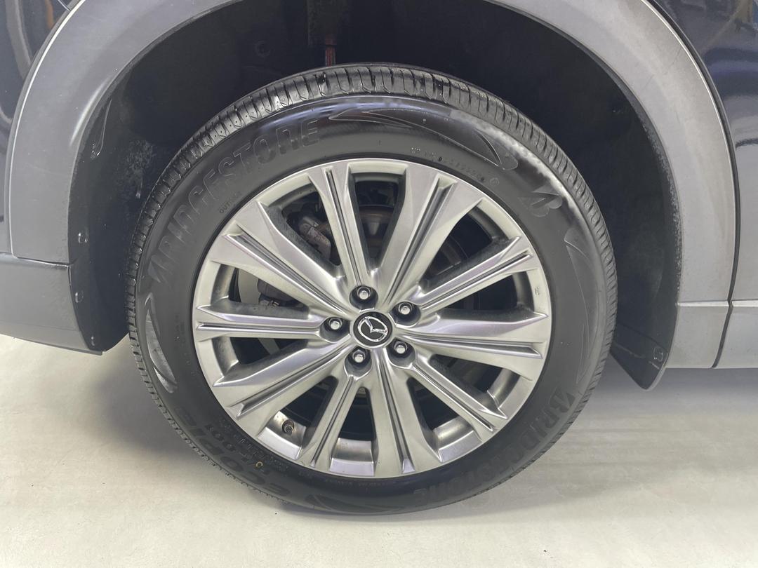 Photo '12' of Mazda CX-8