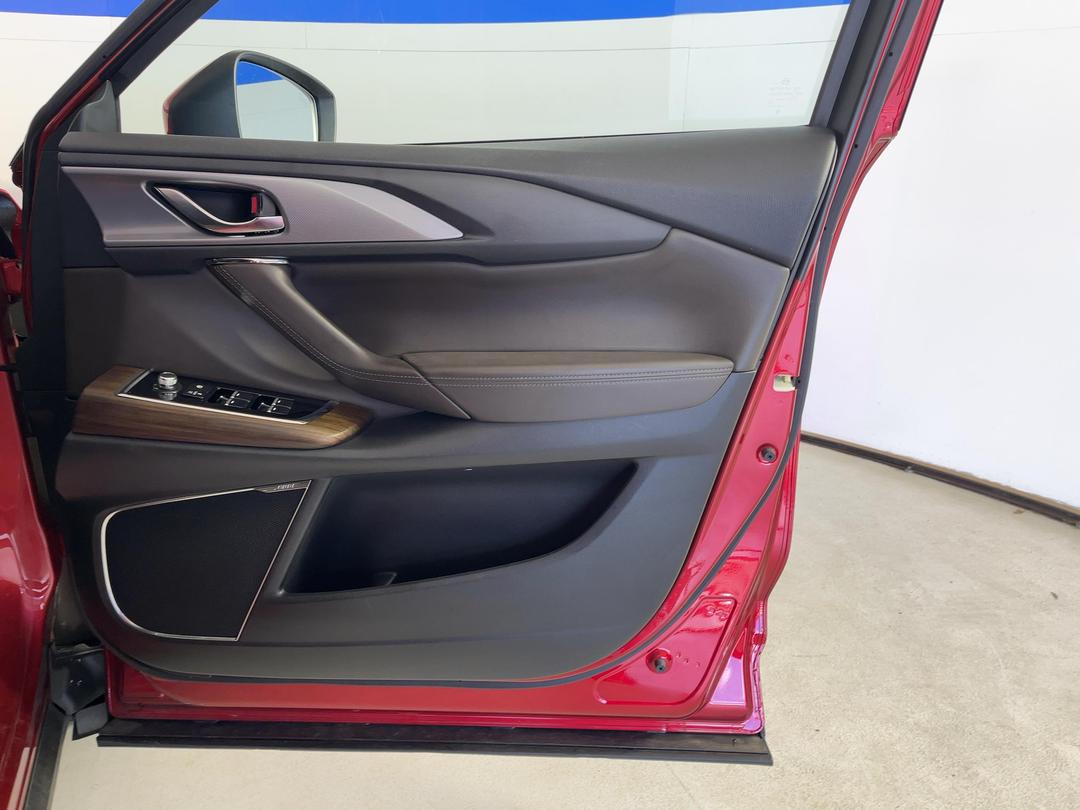 Photo '15' of Mazda CX-9