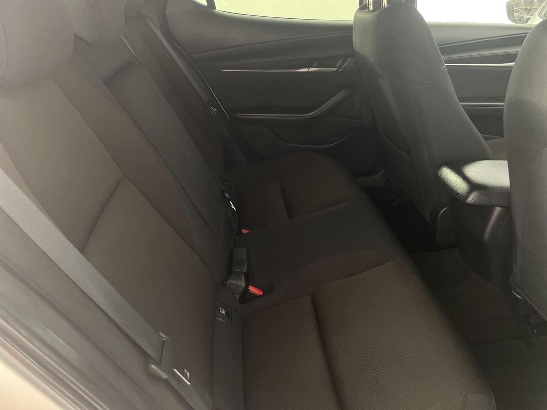 Photo '20' of Mazda Mazda3