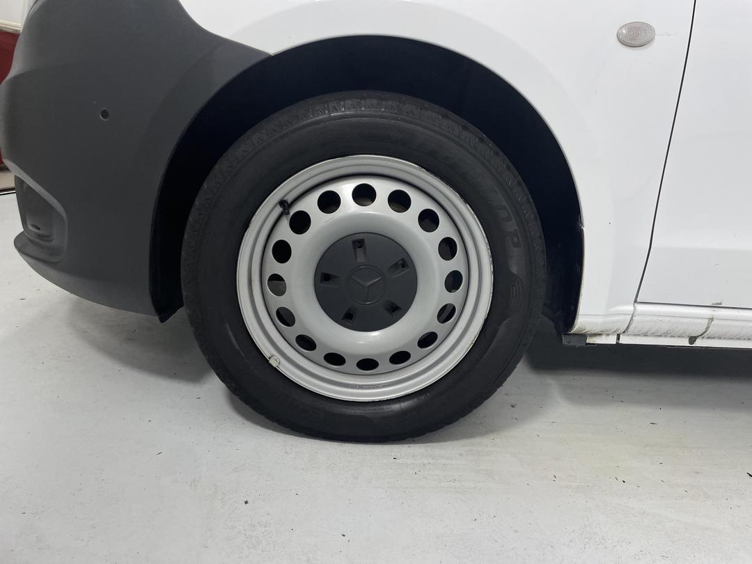 Photo '10' of Mercedes-Benz Vito