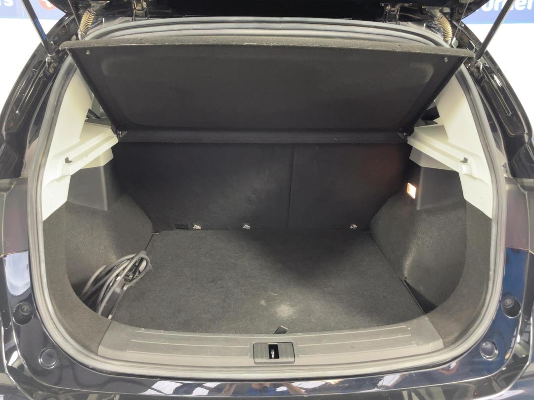 Photo '14' of MG ZS
