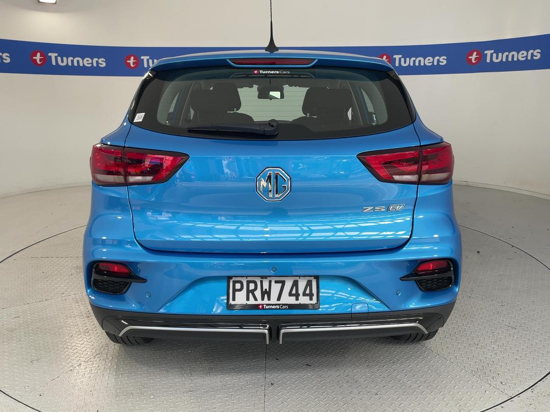 Photo '6' of MG ZS