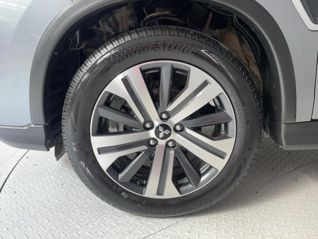 Photo '10' of Mitsubishi ASX