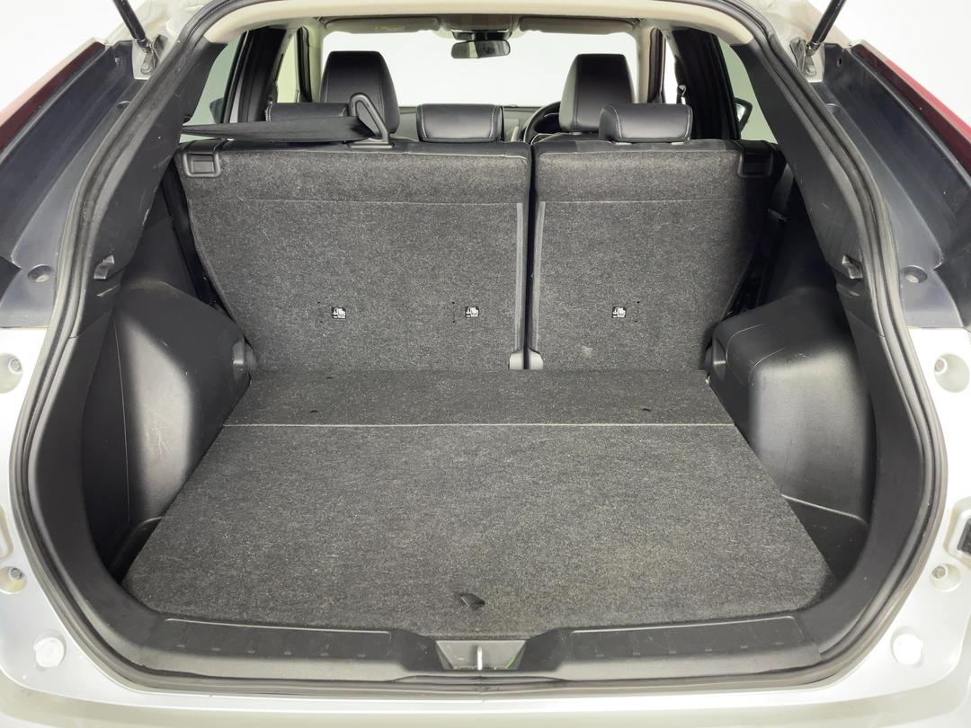 Photo '14' of Mitsubishi Eclipse Cross