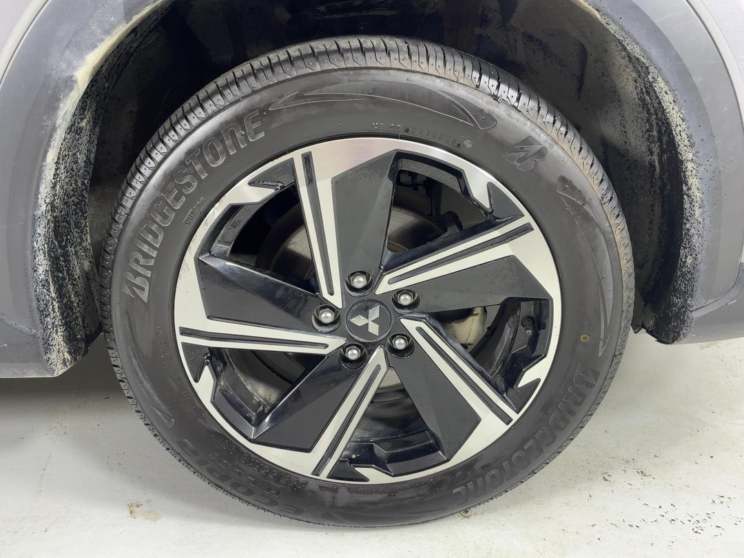 Photo '9' of Mitsubishi Eclipse Cross
