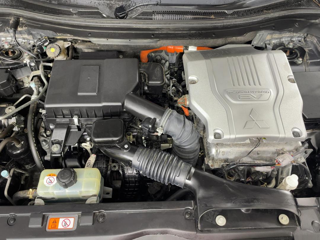 Photo '13' of Mitsubishi Eclipse Cross