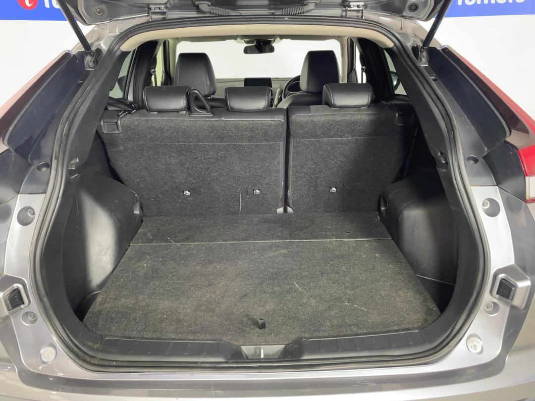 Photo '14' of Mitsubishi Eclipse Cross