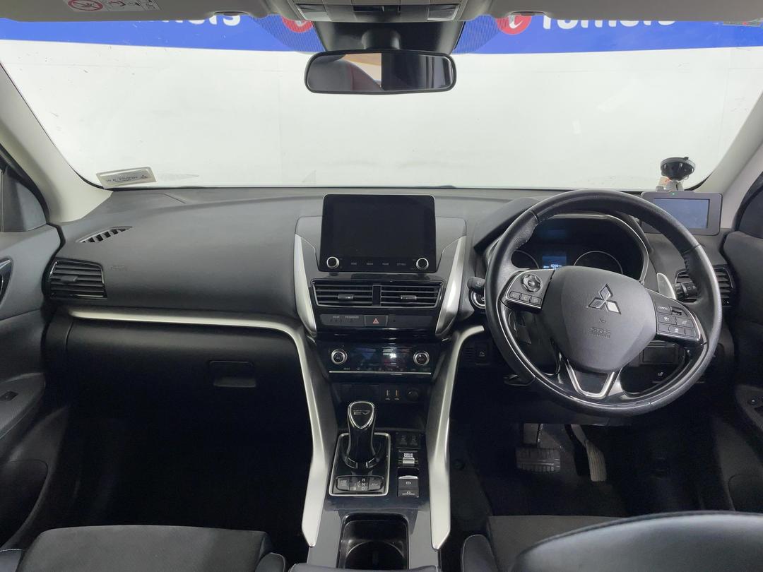 Photo '17' of Mitsubishi Eclipse Cross