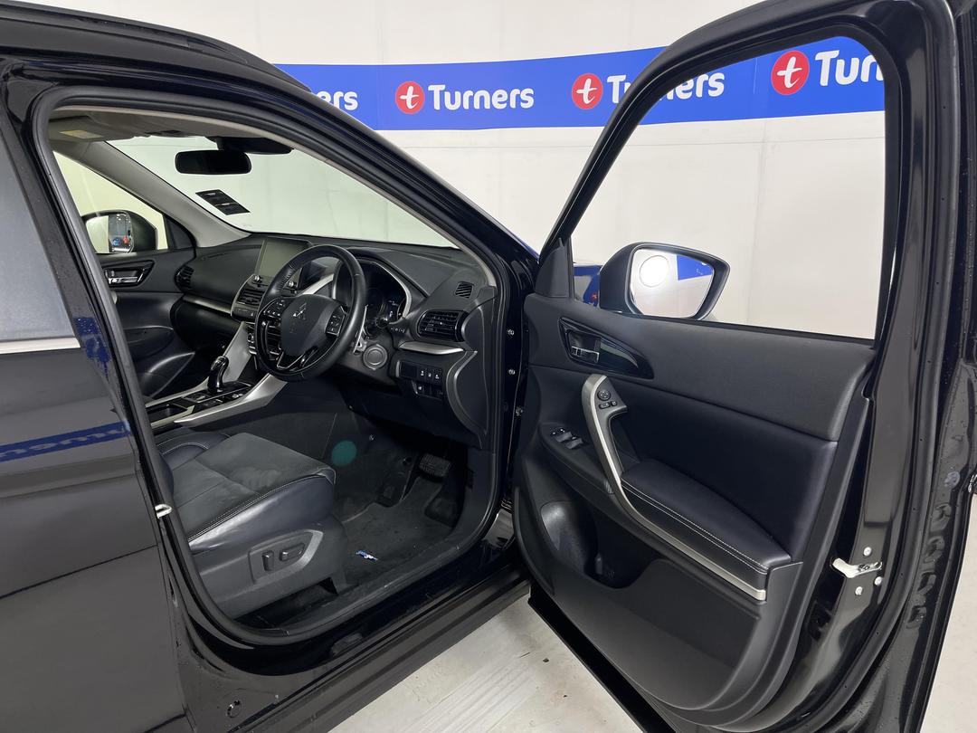 Photo '15' of Mitsubishi Eclipse Cross