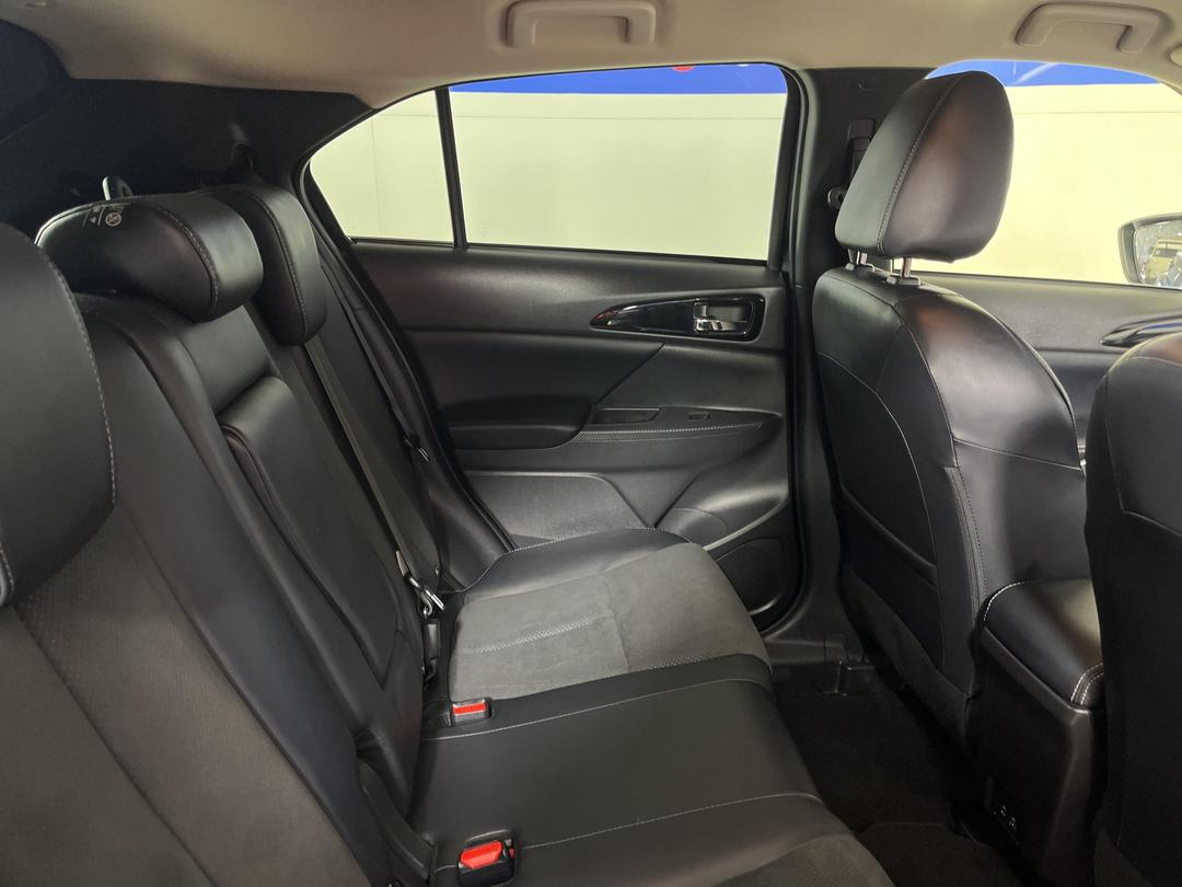 Photo '20' of Mitsubishi Eclipse Cross