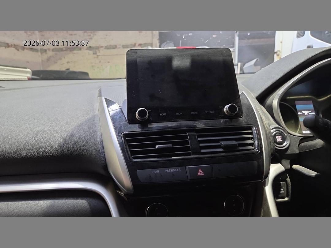 Photo '6' of Mitsubishi Eclipse Cross XLS Photo '6' of Mitsubishi Eclipse Cross XLS