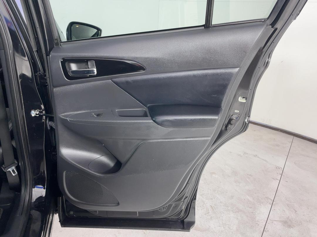 Photo '19' of Mitsubishi Eclipse Cross