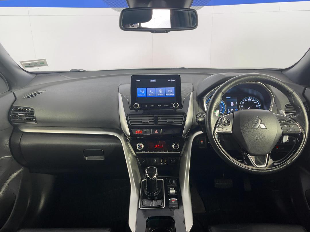 Photo '17' of Mitsubishi Eclipse Cross