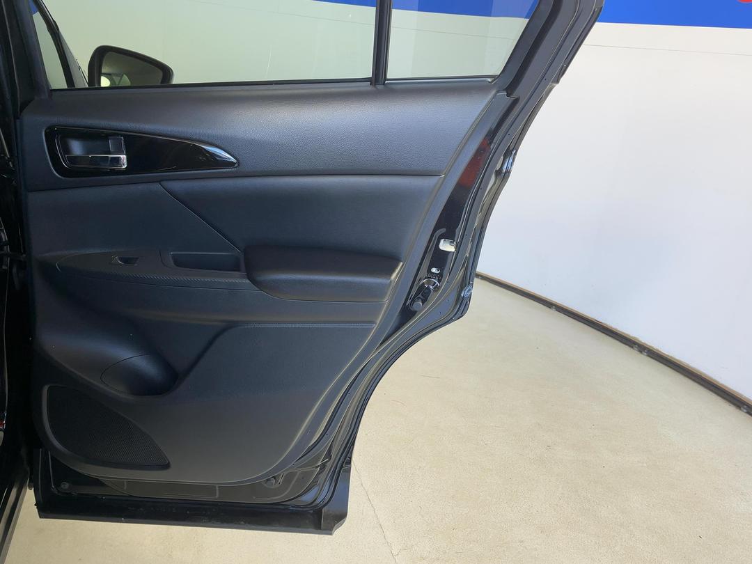 Photo '19' of Mitsubishi Eclipse Cross