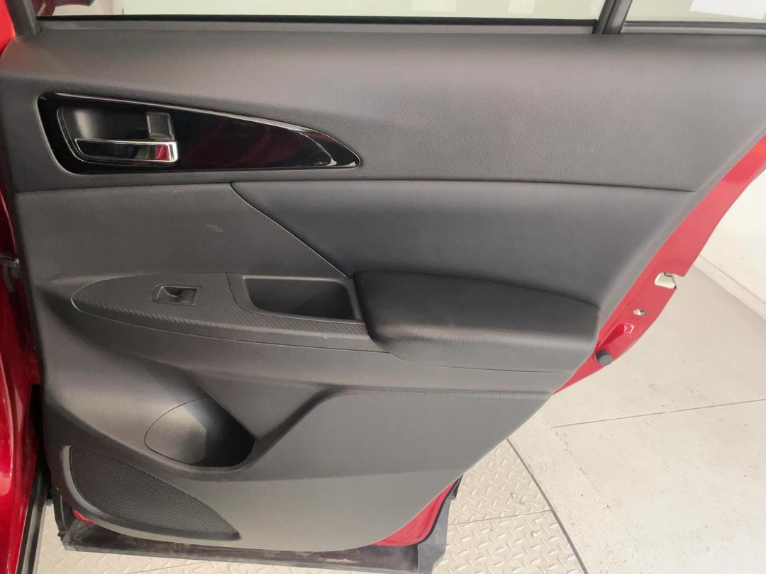 Photo '19' of Mitsubishi Eclipse Cross