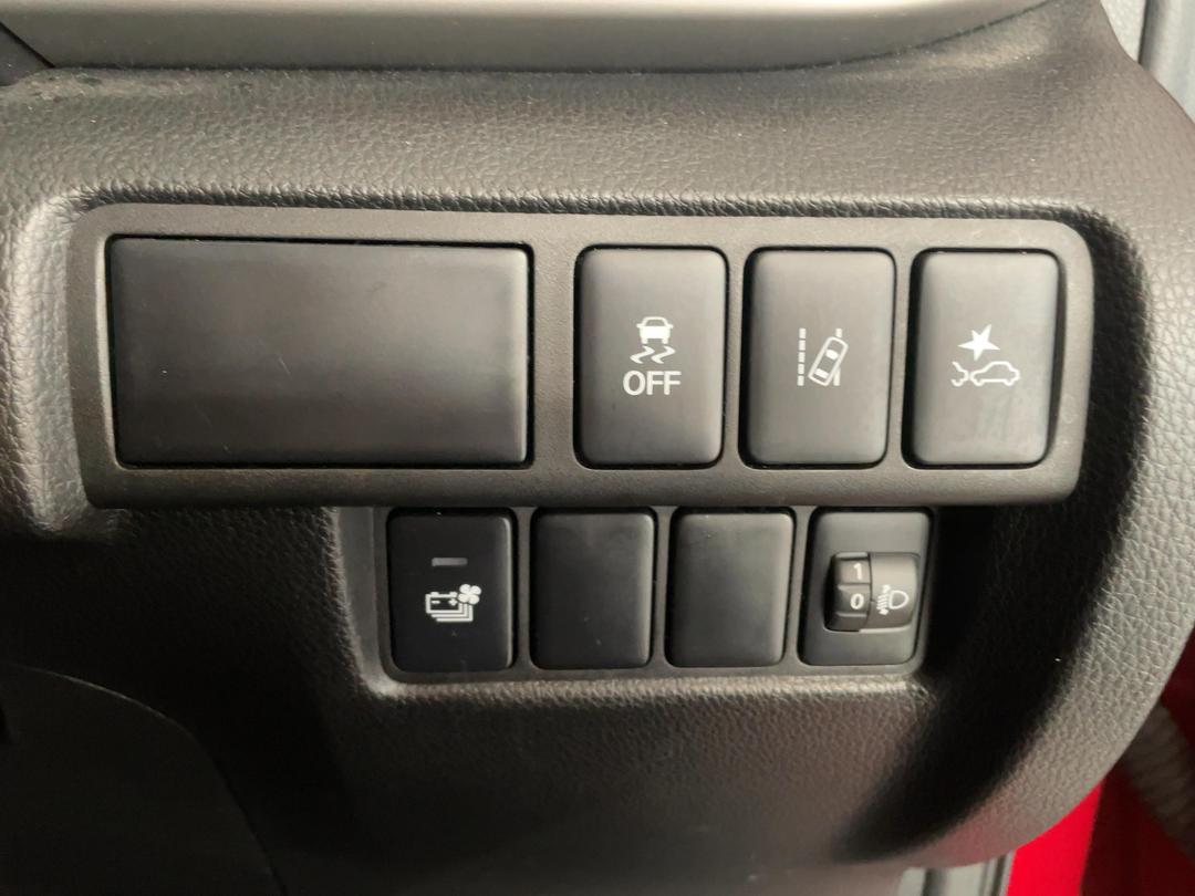 Photo '25' of Mitsubishi Eclipse Cross
