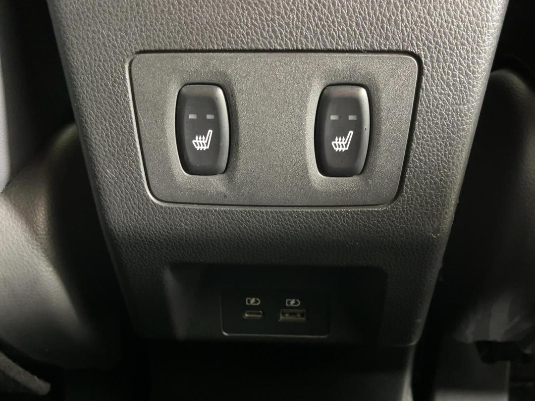 Photo '30' of Mitsubishi Eclipse Cross