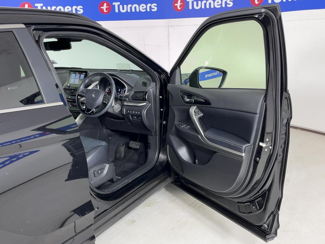 Photo '15' of Mitsubishi Eclipse Cross